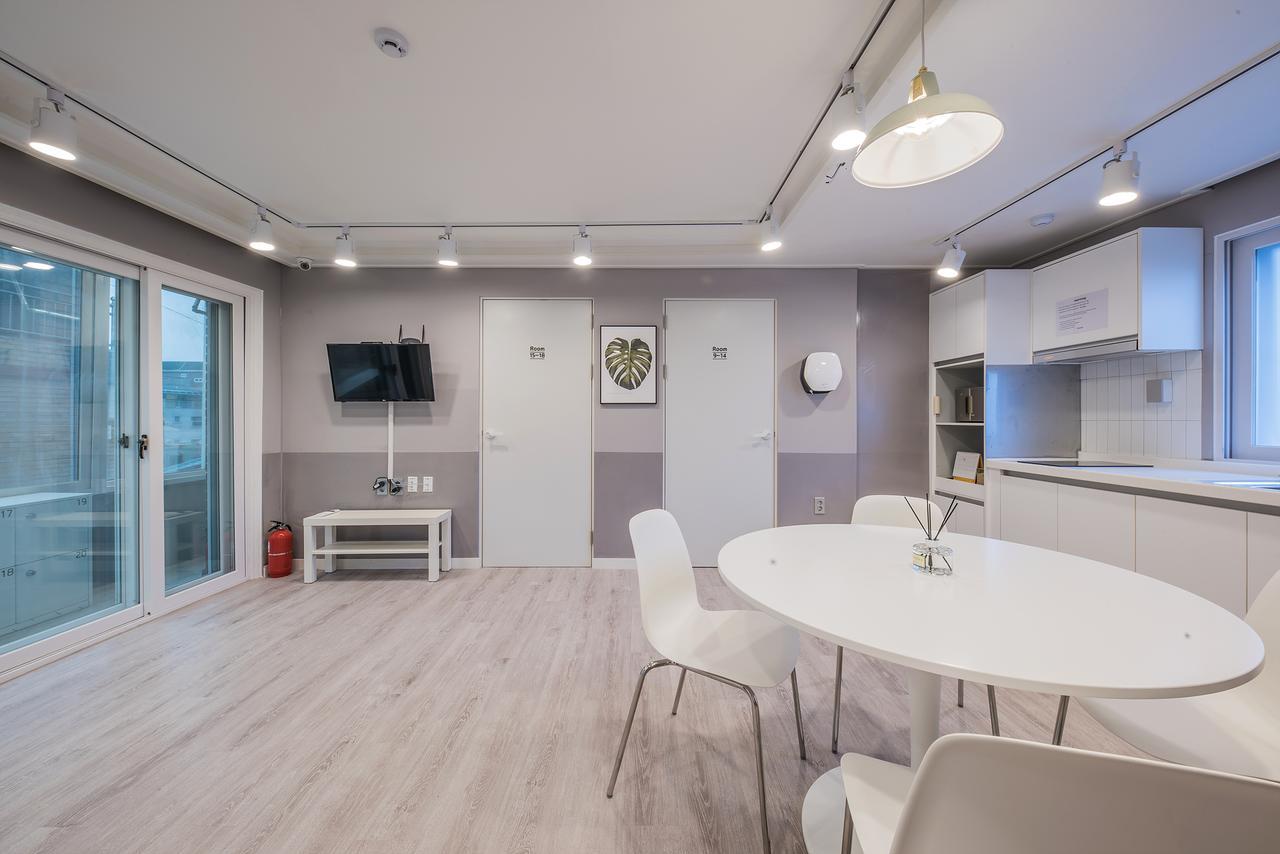 Flexhome Guest house